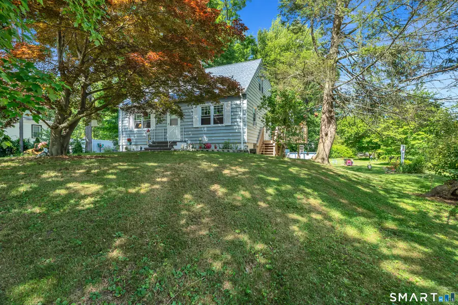 211 Maple Avenue, North Haven, CT 06473 - #2