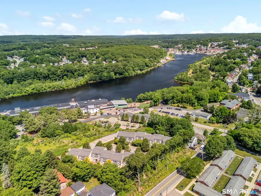 19 Thermos Avenue #6, Norwich, CT 06360 - #3