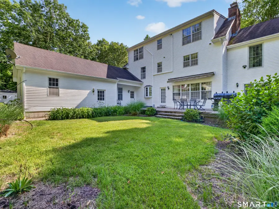 2 Larchwood Lane, East Lyme, CT 06333 - #3