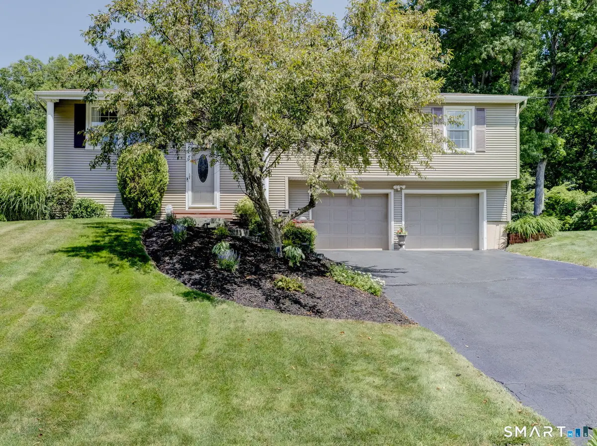 41 October Lane, Plantsville, CT 06479 - #1