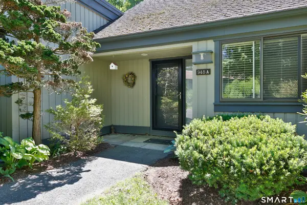 945 Heritage Village #A, Southbury, CT 06488