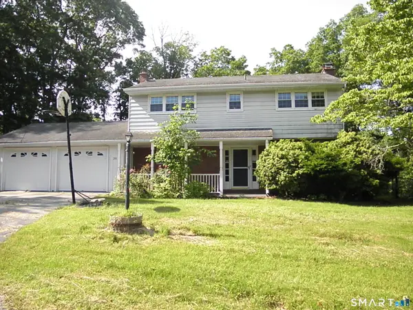 20 Maple Terrace, Ledyard, CT 06339