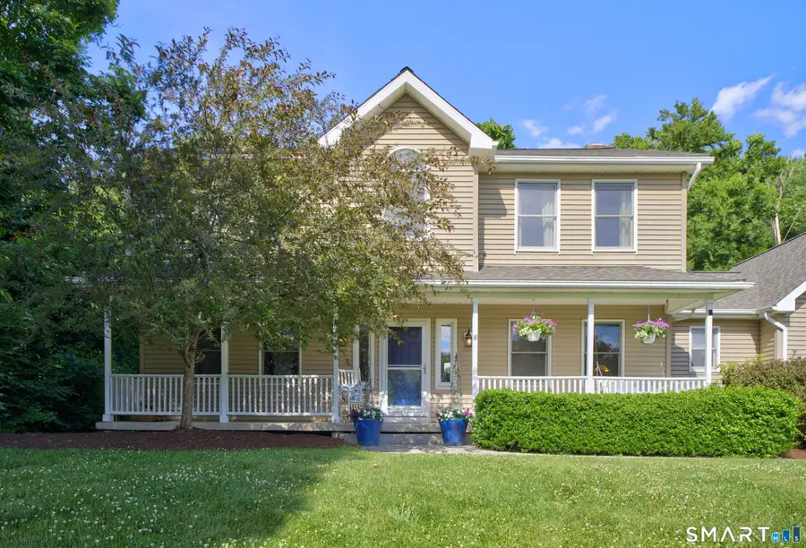 8 Bristle Lane, Newtown, CT 06482 - #3