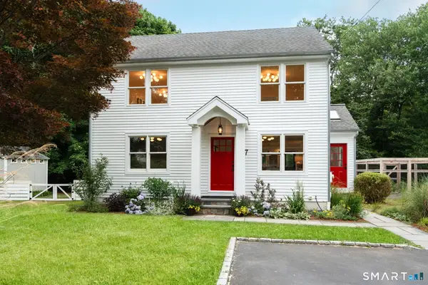 7 High Gate Road, Westport, CT 06880