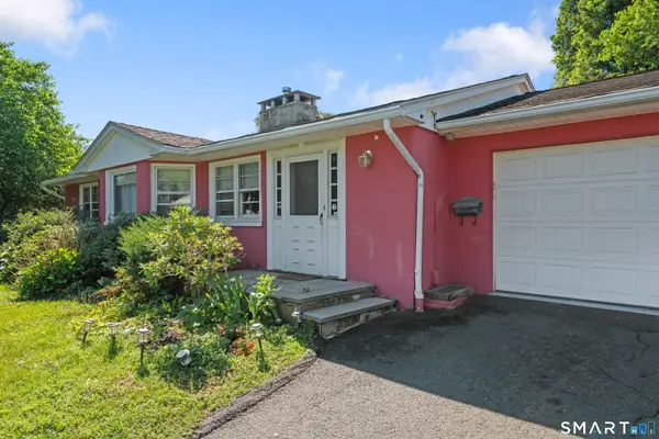 4 Francis Road, Danbury, CT 06810