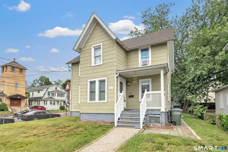 1626 Iranistan Avenue, Bridgeport, CT 06604 - #3