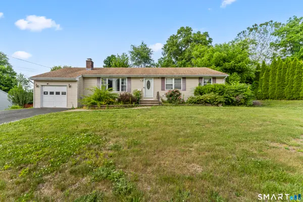 16 Nutmeg Avenue, Enfield, CT 06082