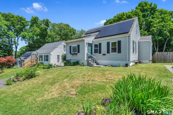 122 Macarthur Drive, Waterbury, CT 06704