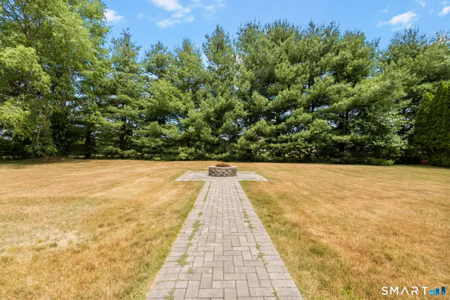 32 Justine Drive, North Haven, CT 06473 - #3