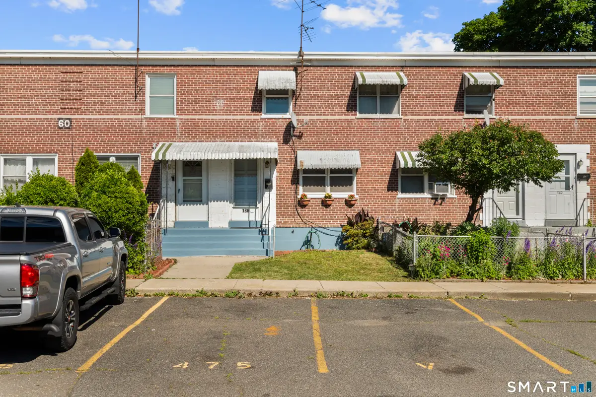186 Court D Building 60, Bridgeport, CT 06610 - #1