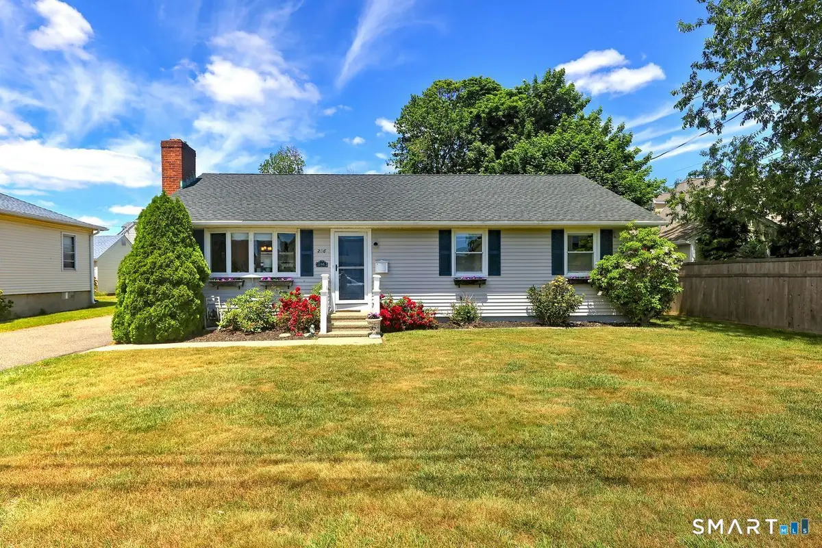 206 Ocean Avenue, Stratford, CT 06615 - #1