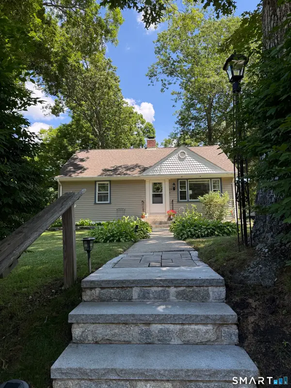 24 Forest Avenue, Groton, CT 06355