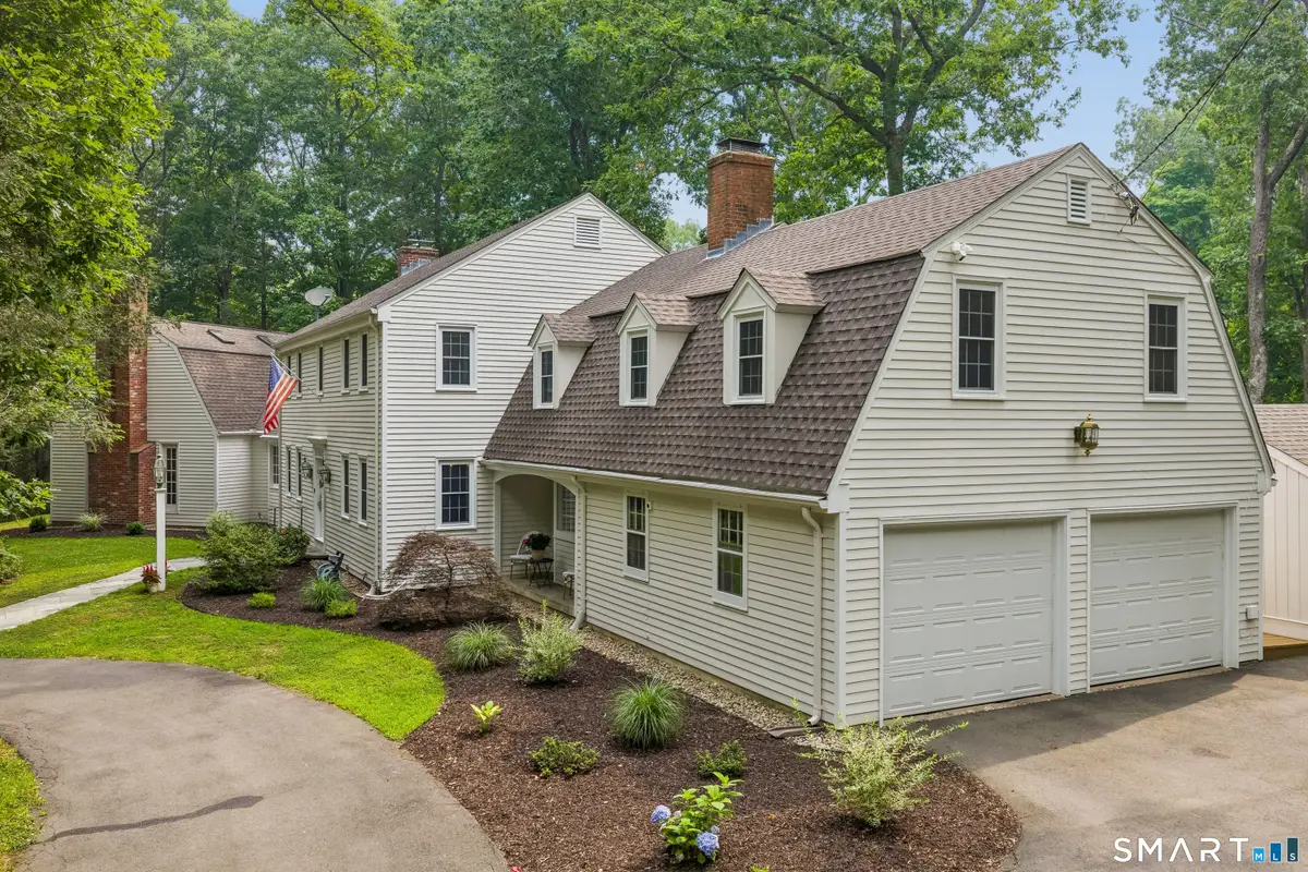 10 Metacomet Road, Farmington, CT 06032 - #1
