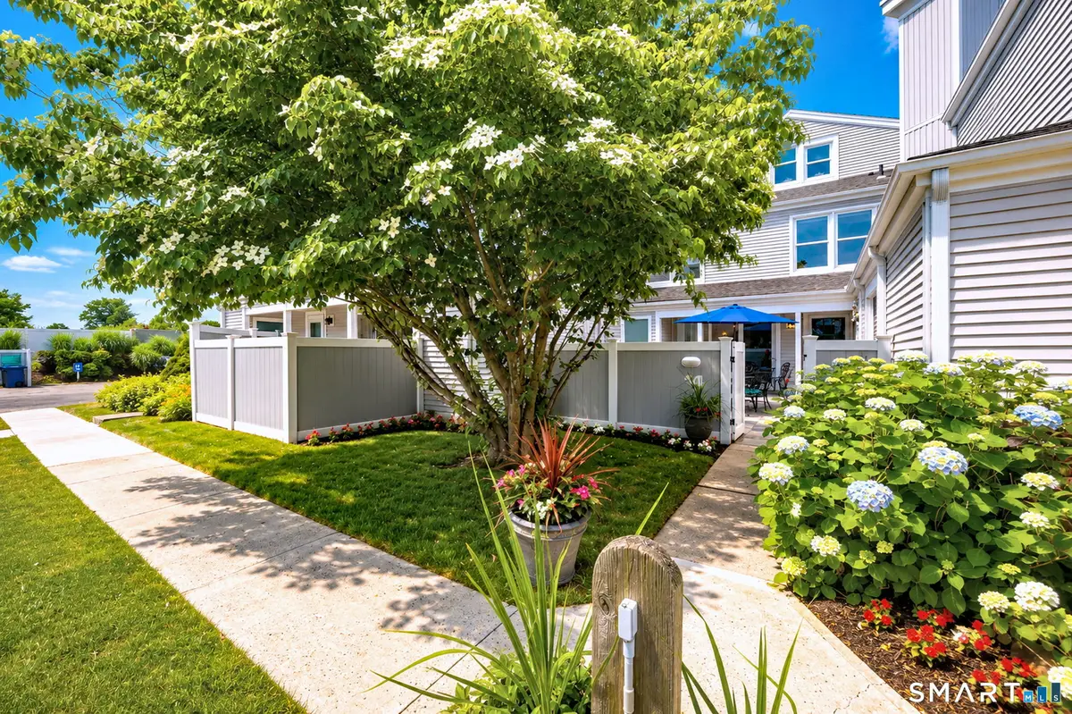 175 South End Road #B14, East Haven, CT 06512 - #1