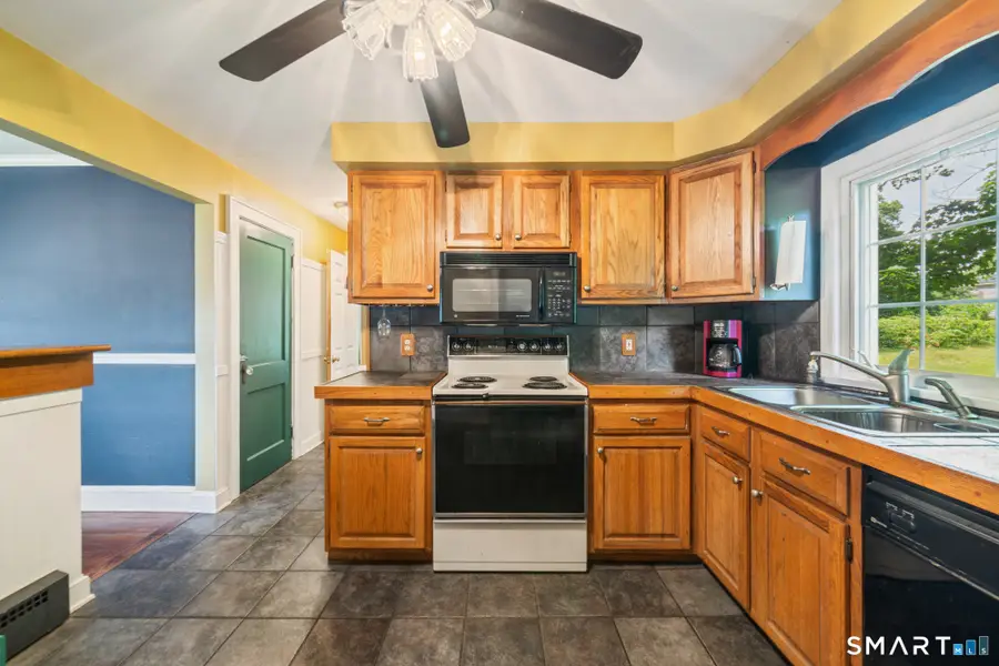 67 Macarthur Drive, Waterbury, CT 06704 - #3