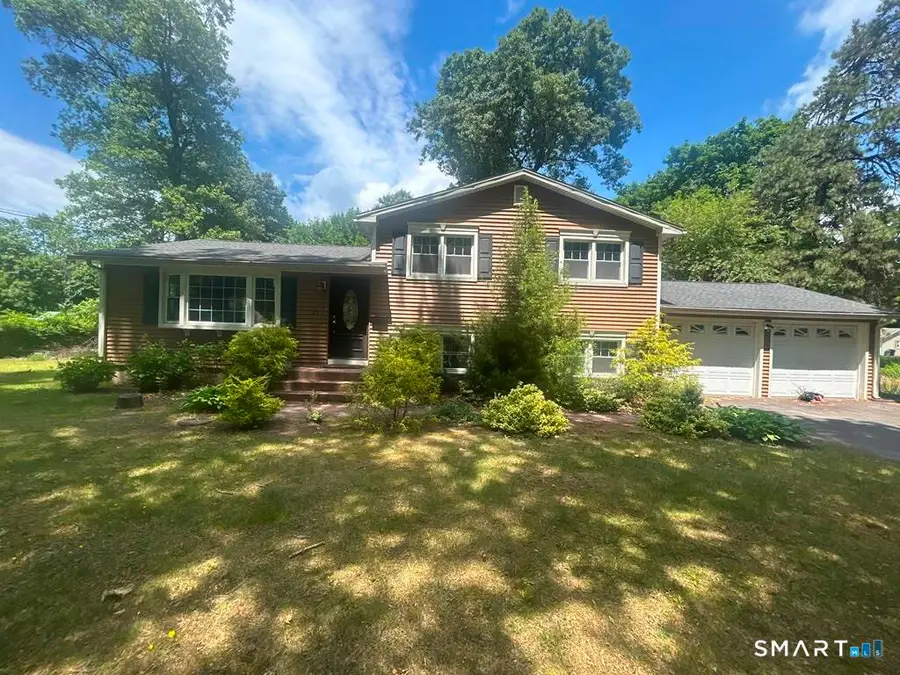21 Larson Drive, North Haven, CT 06473 - #2