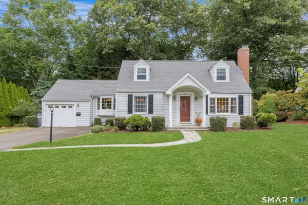 84 University Drive, Fairfield, CT 06824