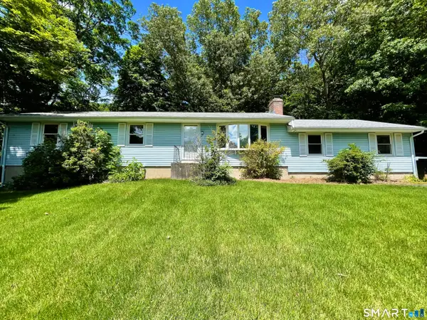 5 Cold Spring Circle, Shelton, CT 06484
