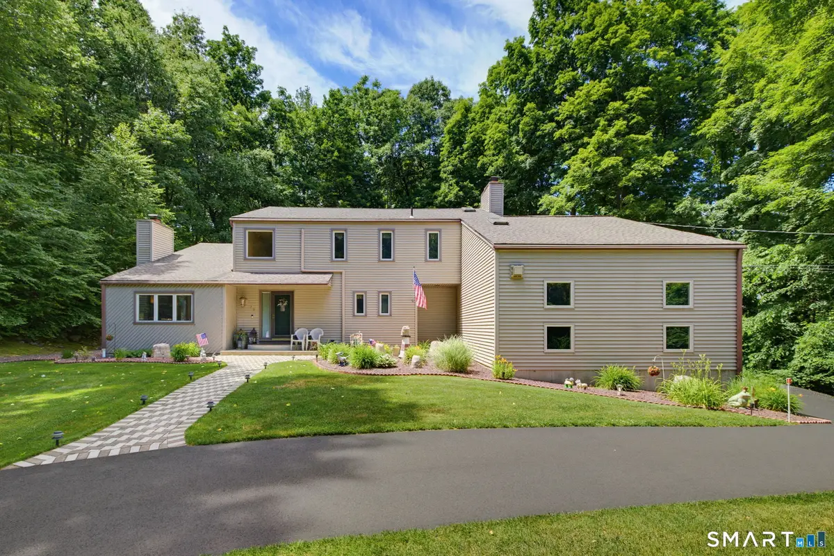 70 Pine Hollow Drive, Middlebury, CT 06762 - #1