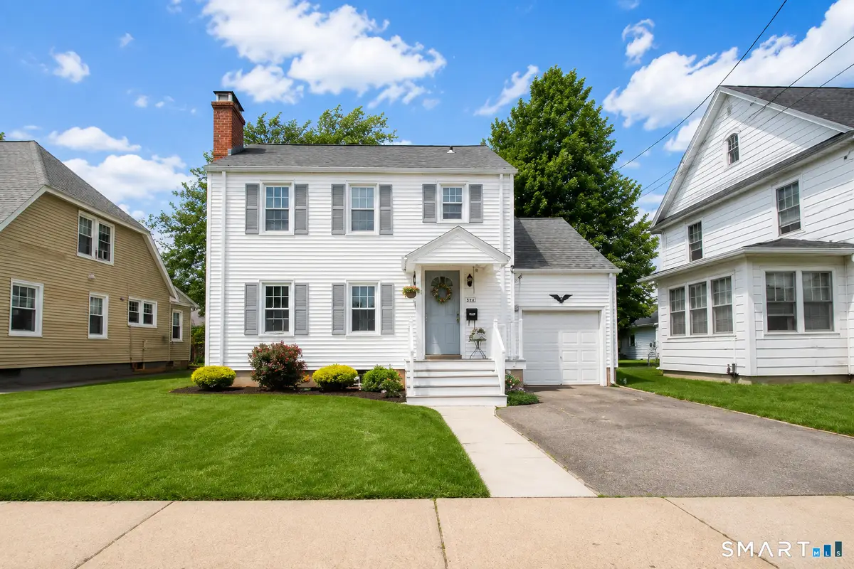242 Victoria Road, Hartford, CT 06114 - #1