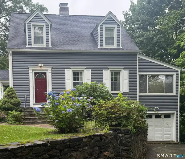 5 Knollwood Terrace East, Shelton, CT 06484