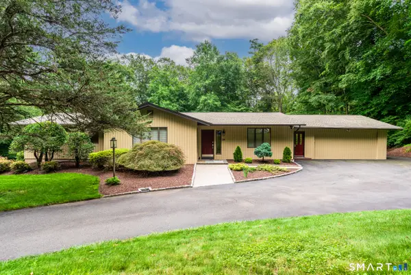 36 Bunker Hill Drive, Trumbull, CT 06611