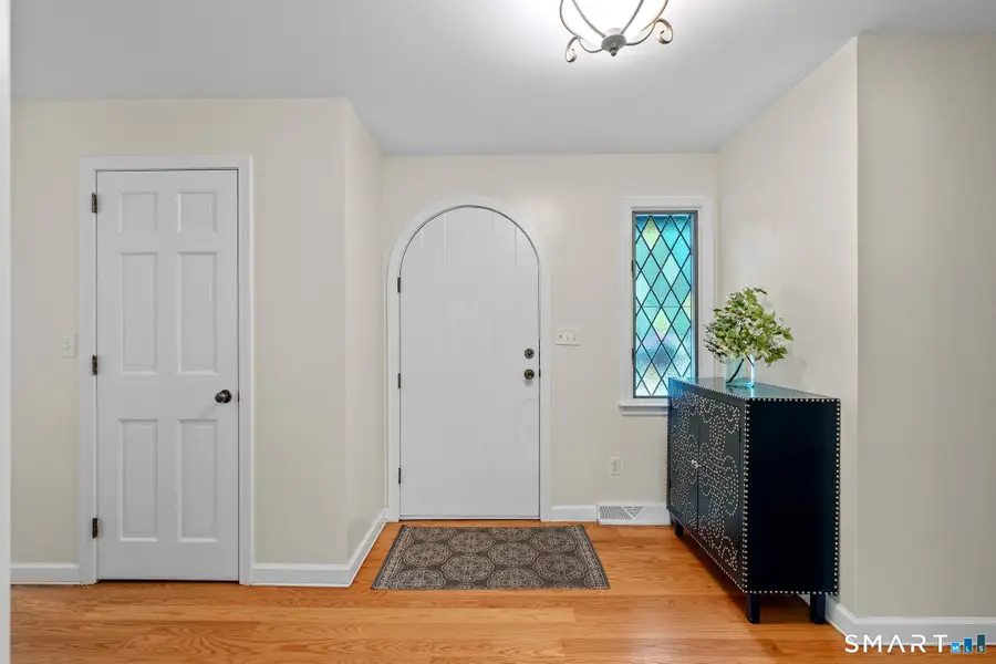 15 Camille Lane, West Simsbury, CT 06092 - #2