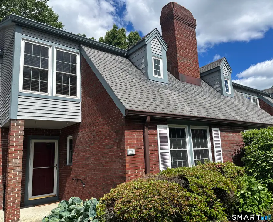 104 Roberton Crossing #104, Fairfield, CT 06825 - #2