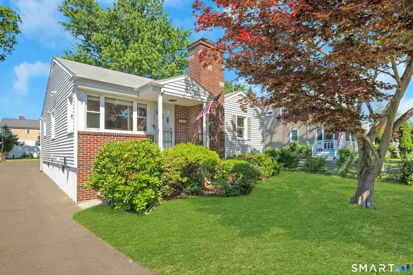 69 Willowbrook Avenue, Stamford, CT 06902