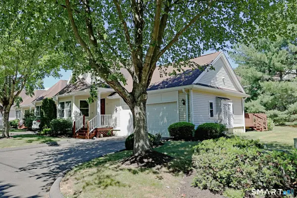 191 Summerfield Gardens #191, Shelton, CT 06484