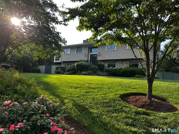6 Loren Lane, Westport, CT 06880