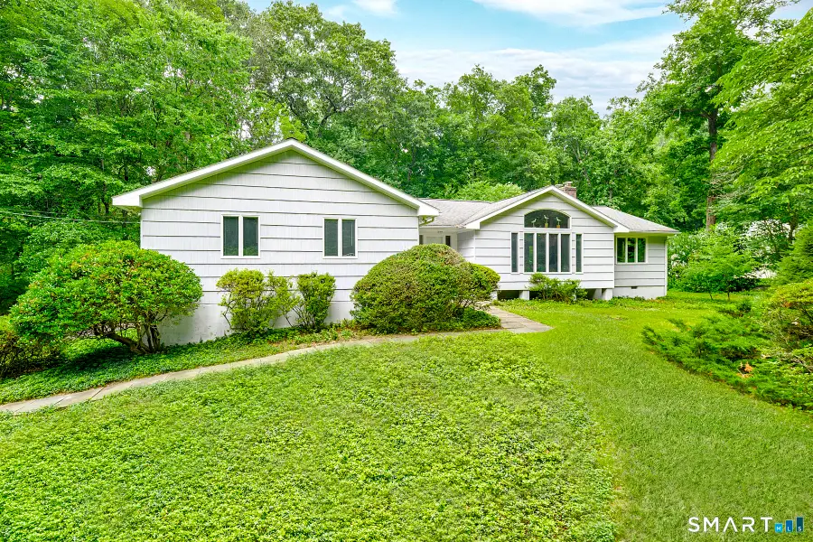 80 Wake Robin Lane, Stamford, CT 06903 - #3