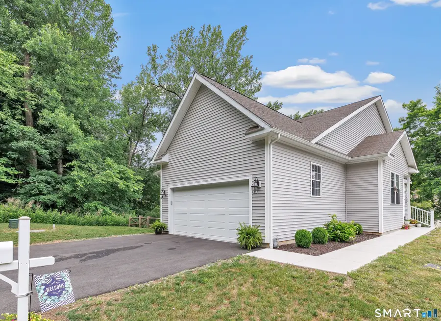 7 Oakview Lane #7, Bethel, CT 06801 - #2