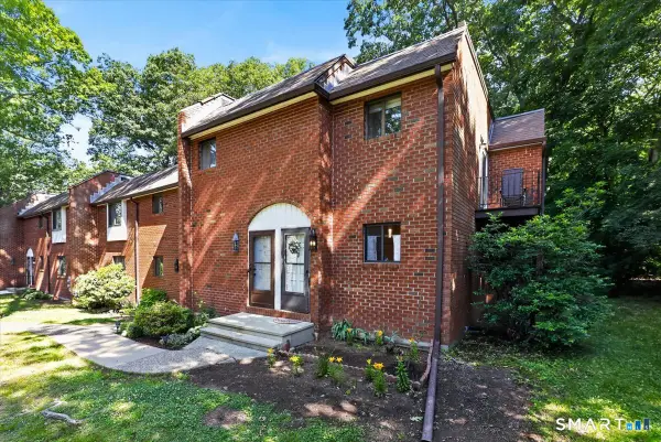 550 Darling Street #5H, Southington, CT 06489