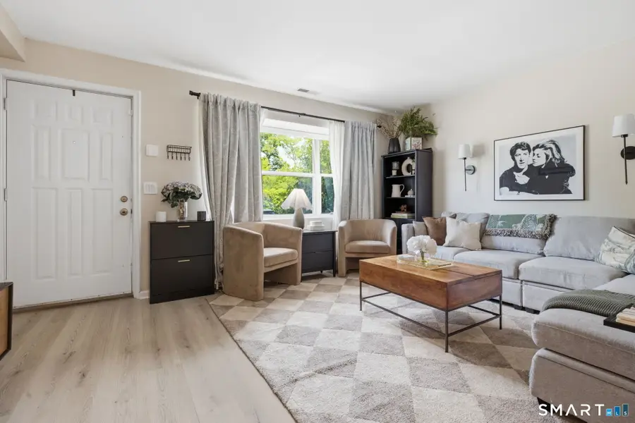 305 Mariners Walk #305, Milford, CT 06460 - #3