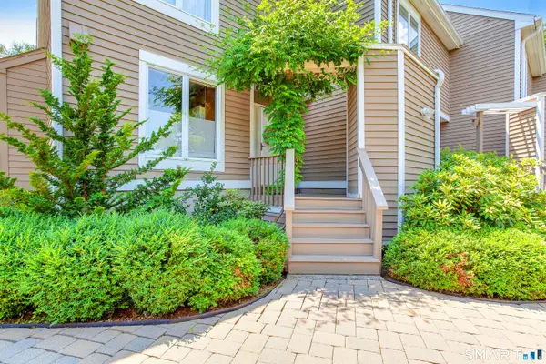 80 Seaview Terrace #32, Guilford, CT 06437