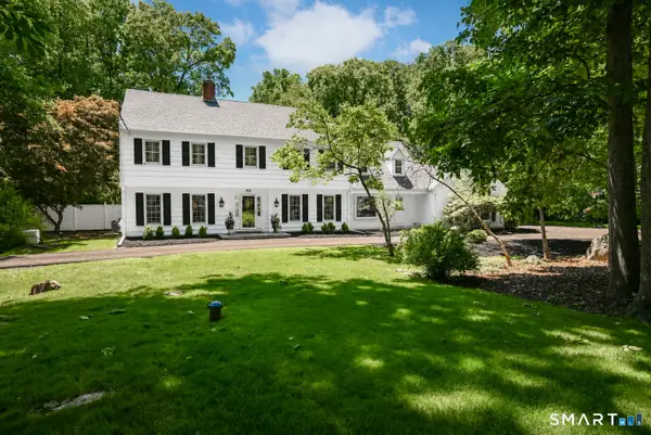 4A Maplecrest Drive, Danbury, CT 06811