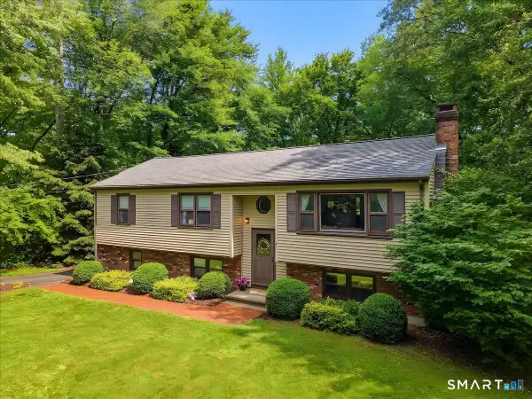 24 Dean Road, East Lyme, CT 06333
