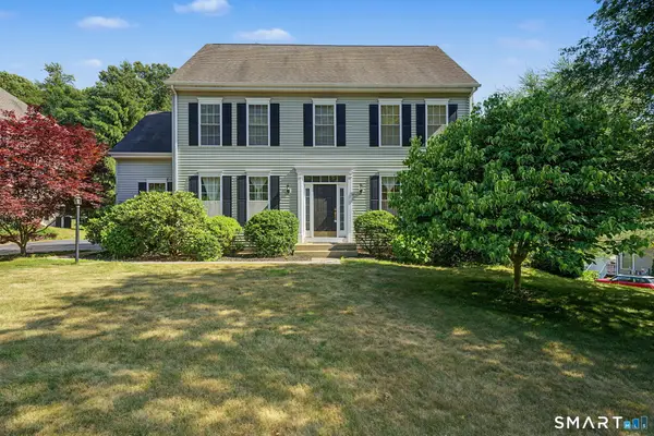 25 Fenwick Drive, Avon, CT 06001
