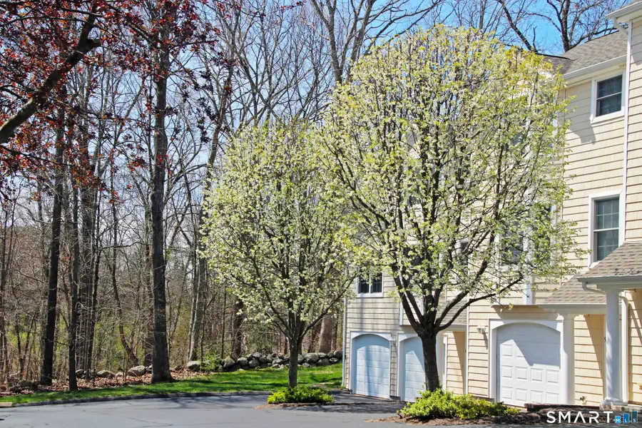 4 Parkwoods Drive #4, Norwich, CT 06360 - #2