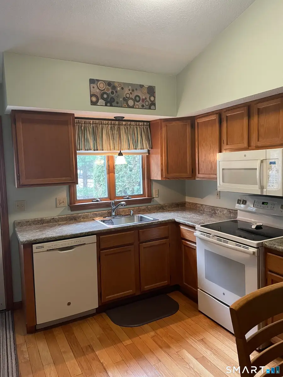 102 North Maple Street #6B, Enfield, CT 06082 - #3