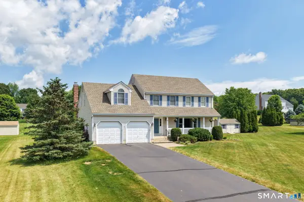 9 Old Country Lane, Ellington, CT 06029