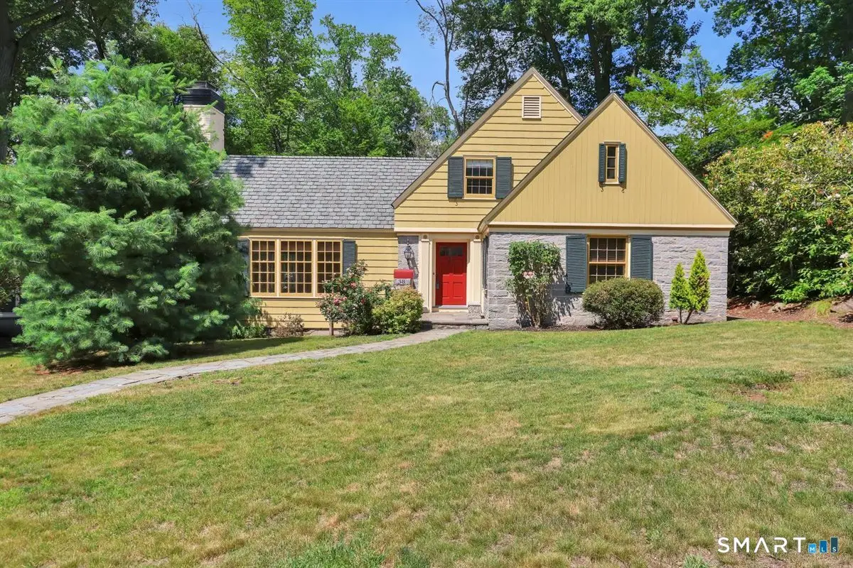 38 Knollwood Road, North Haven, CT 06473 - #1