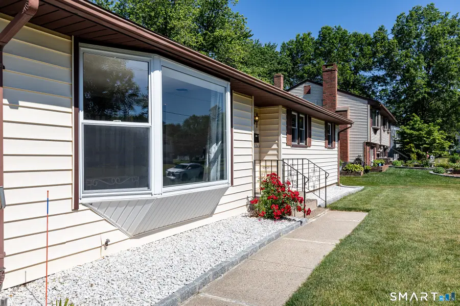 17 School House Road, Newington, CT 06111 - #3