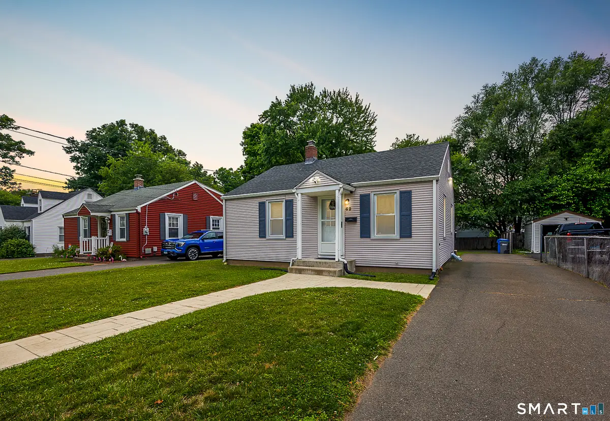 62 Essex Street, Manchester, CT 06040 - #1