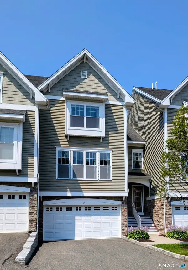 68 Lawrence Avenue #68, Danbury, CT 06810