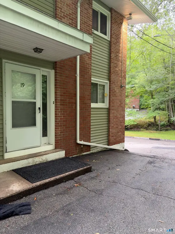 1538 Route 12 Street #C19, Ledyard, CT 06335