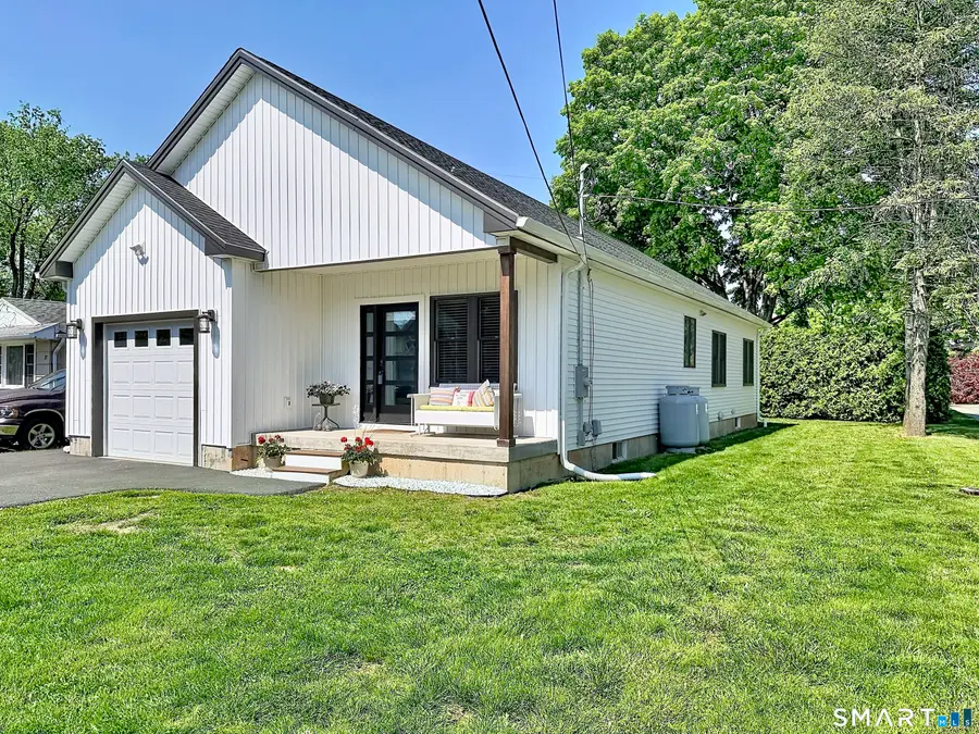 21 Birge Avenue, Windsor Locks, CT 06096 - #2