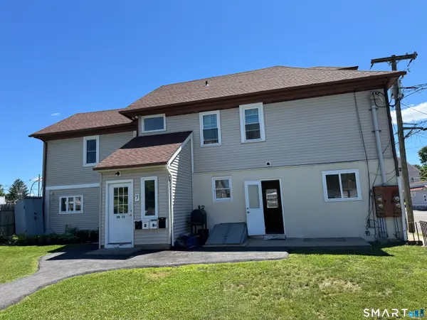 7 Durant Street, Danbury, CT 06810
