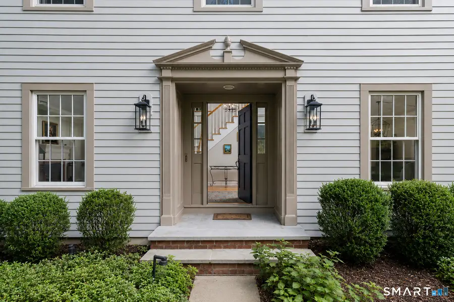 6 Valley Court, Bethel, CT 06801 - #3